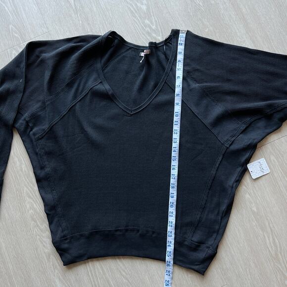 Free People Shirt Santa Clara Womens Small Thermal Oversized Black - Picture 6 of 11